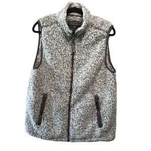 True grit Sherpa vest men’s medium